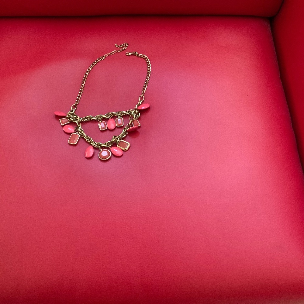 Multi color necklace